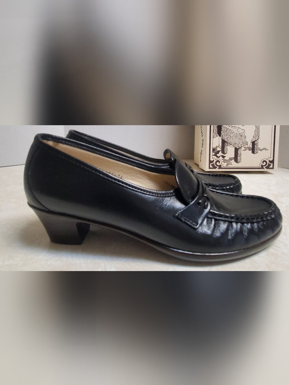 SAS Women's Black Leather Easy Low-Heel Walking  Pumps USA